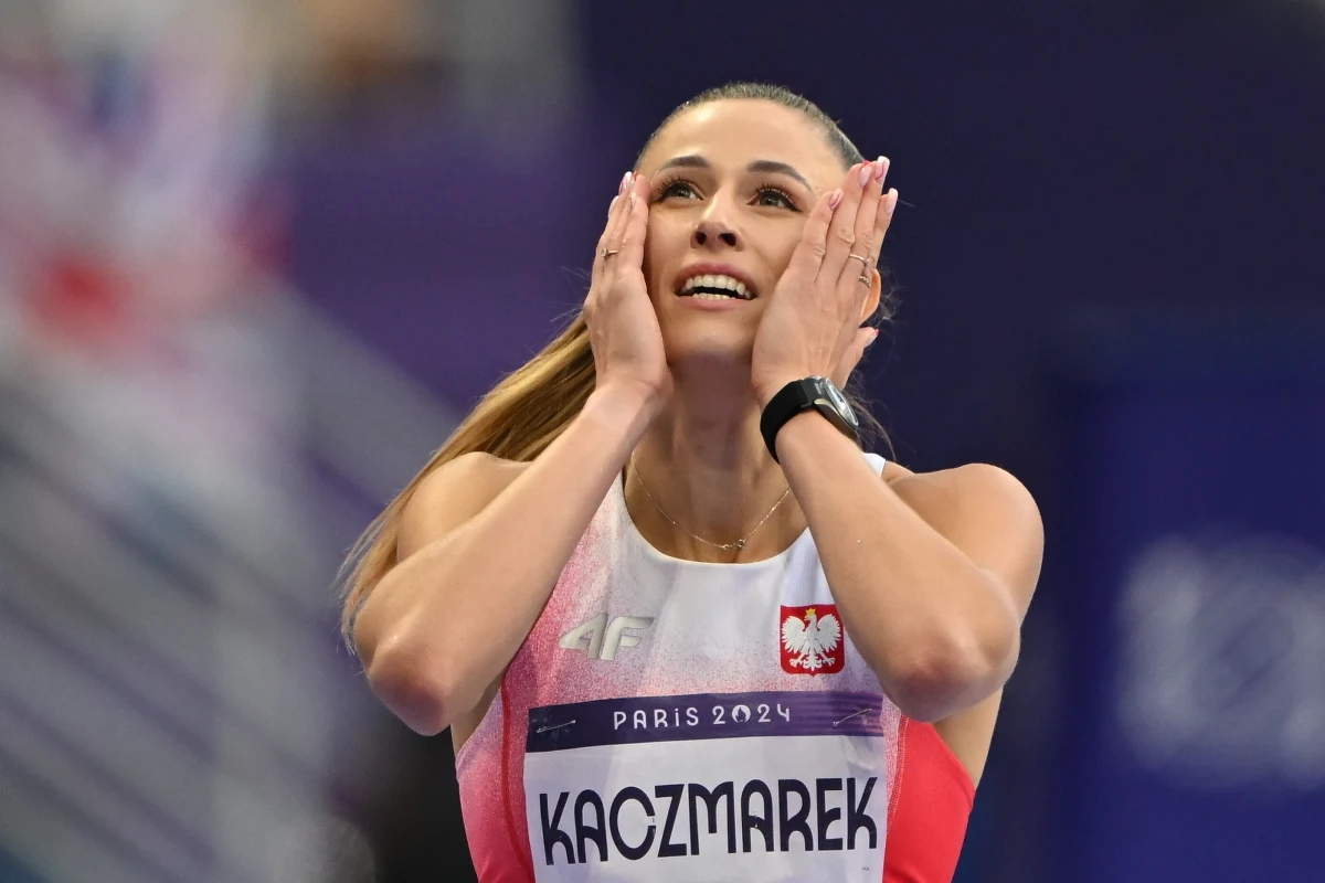 Zrobiła to! Natalia Kaczmarek zdobyła brązowy medal igrzysk w Paryżu w biegu na 400 metrów. To trzeci medal olimpijski w karierze naszej znakomitej lekkoatletki, rekordzistki Polski i mistrzyni Europy. Triumfowała Marileidy Paulino z Dominikany.