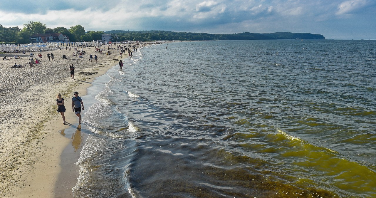  Fatalna sytuacja nad morzem. Wywieszono czerwone flagi