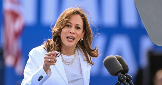 Kamala Harris wyprzedza Donalda Trumpa o 4 punkty procentowe w trzech kluczowych stanach - Michigan, Wisconsin i Pensylwanii - wynika z opublikowanego w sobotę sondażu ośrodka Siena Polls dla dziennika "The New York Times". To tzw. swing states - zdobycie przewagi wśród tamtejszych wyborców ma fundamentalne znaczenie dla wyniku całych wyborów prezydenckich.