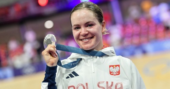 "To super uczucie, ale jutro startuję już w Tour de France. Dziękuję rodzinie i kibicom" - powiedziała Daria Pikulik po zdobyciu srebrnego medalu olimpijskiego w omnium, czyli kolarskim wieloboju. Polka stwierdziła, że "pojechała tak, jakby jutra miało nie być".