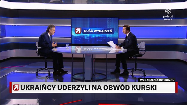 - Po pierwsze psychologia, czyli więcej otuchy dla żołnierzy. Ukraińcy potrzebują otuchy na froncie - wyjaśnił Schnepf. - Wkroczenie na terytorium Rosji to jak powiedzenie "panie Putin, proszę uważać. Nie poddajemy się" - dodał. Schnepf przypomniał, że sam Zełenski deklarował gotowość przystąpienia do rozmów, a atak na obwód kurski zwiększa szanse na negocjacje. Dariusz Ociepa zwrócił uwagę, że wszystkie te zdarzenia w pewien sposób muszą się dziać za zgodą i wiedzą Amerykanów. - Ukraińcy dostali zgodę na wykorzystanie sprzętu, również poza terenem Ukrainy, poza pociskami o zasięgu powyżej 500 km. Amerykanie będą w dalszym ciągu bardzo uważnie przyglądać się sytuacji, a to wiąże się również z tym, jak potoczą się wybory - powiedział ambasador.