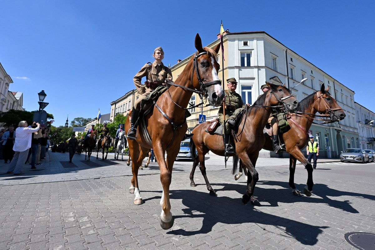 59. Marsz Szlakiem I Kompanii Kadrowej zakończył się w poniedziałek w Kielcach. Piechurzy wyruszyli we wtorek z krakowskich Oleandrów, by uczcić 110. rocznicę przemarszu strzelców Józefa Piłsudskiego i 100. rocznicę pierwszego marszu Kadrówki.