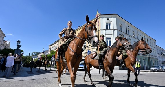 59. Marsz Szlakiem I Kompanii Kadrowej zakończył się w poniedziałek w Kielcach. Piechurzy wyruszyli we wtorek z krakowskich Oleandrów, by uczcić 110. rocznicę przemarszu strzelców Józefa Piłsudskiego i 100. rocznicę pierwszego marszu Kadrówki.