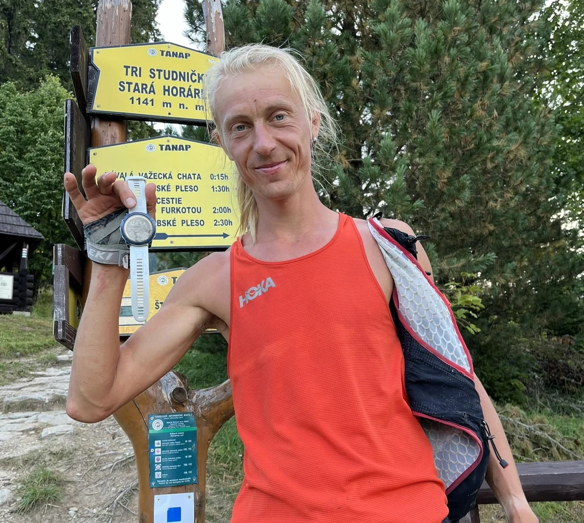 Roman Ficek, polski czołowy górski biegacz ultra ustanowił nowy rekord Wielkiej Korony Tatr. 14 najwyższych szczytów Tatr pokonał w 29 godzin i 45 minut.