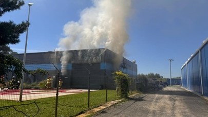 Pożar hali magazynowej w Opolu