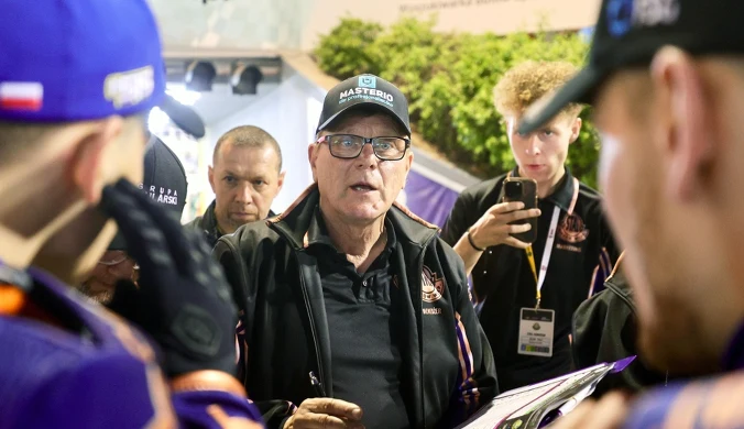 Użyli gazu łzawiącego, zawodnicy płakali. Wstrząśnięty trener relacjonuje