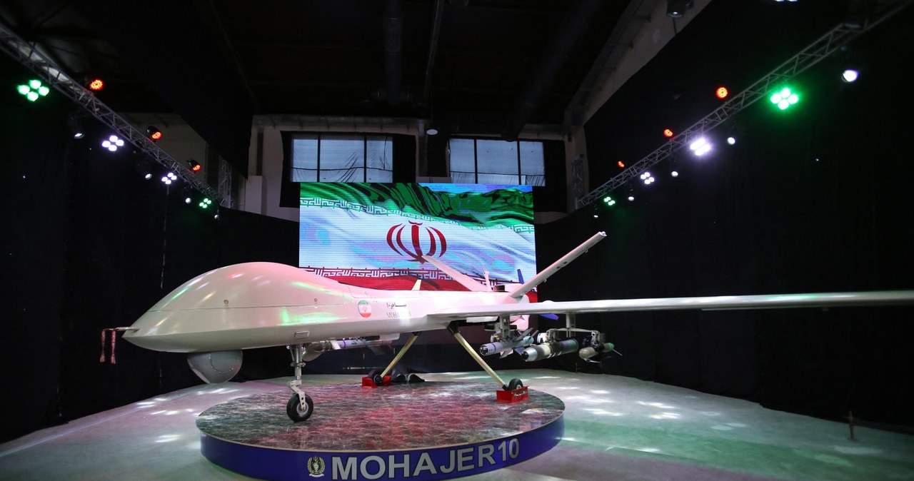 Mohajer10, najnowocześniejszy, irański, dron, został, zaprezentowany, Międzynarodowym, Forum, WojskowoTechnicznym, Armia, 2024, Iran prezentuje w Moskwie nowego drona. Wkrótce może trafić na front