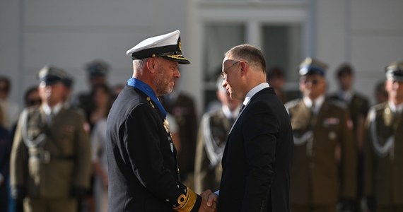 Na stopień generała broni w przeddzień Święta Wojska Polskiego awansowany został zastępca Szefa Sztabu Generalnego Wojska Polskiego Stanisław Czosnek. Prezydent Andrzej Duda mianował również nowych generałów dywizji i brygady oraz wręczył odznaczenia państwowe.