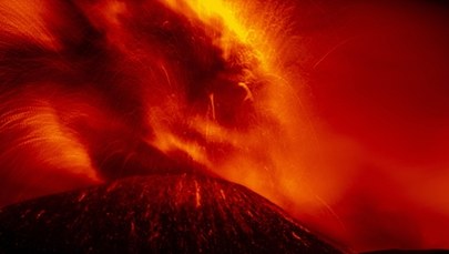 Etna się uspokoiła, znowu można latać do Katanii