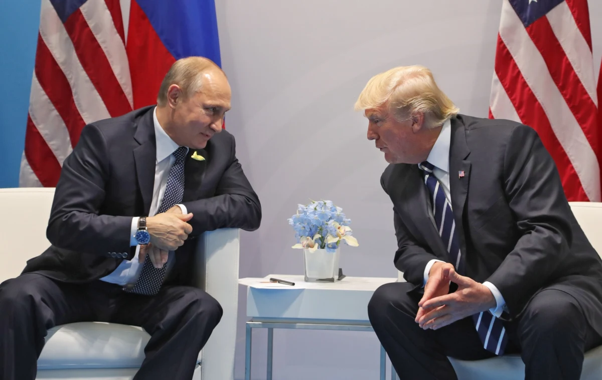 "Putin powiedział mi kiedyś, że nie chciałby, bym był na niego wściekły, bo jestem brutalny" - oświadczył były prezydent USA Donald Trump. Kandydat republikanów na prezydenta stwierdził też, że to on "zabił gazociąg Nord Stream 2".