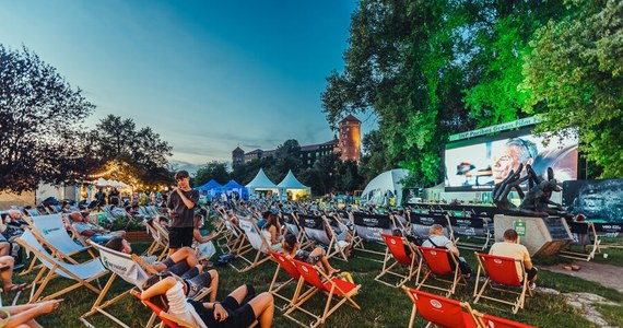 Połączenie sztuki filmowej i edukacji ekologicznej to znak rozpoznawczy międzynarodowego festiwalu filmów ekologicznych, który od 2018 roku jest organizowany w stolicy Małopolski. BNP Paribas Green Film Festival potrwa do 18 sierpnia, natomiast dzień wcześniej - w sobotę - odbędzie się uroczysta ceremonia wręczenia nagród festiwalu, która będzie transmitowana na RMF24.