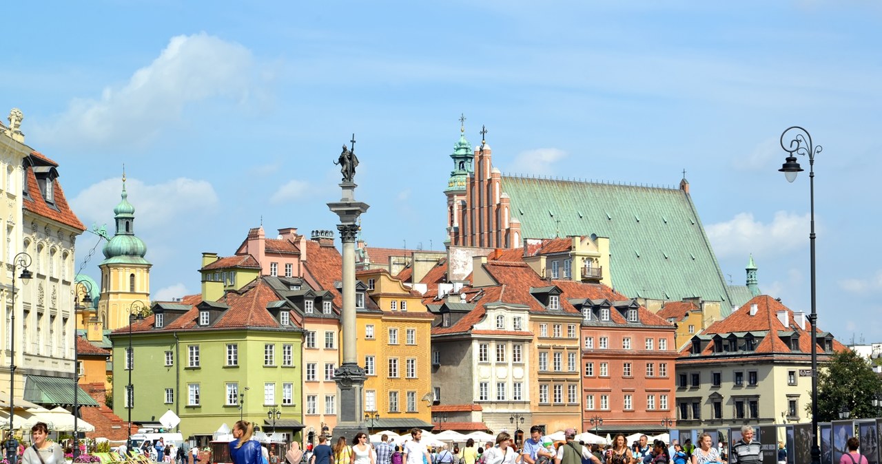 Gospodarka, urosła, kwartale, zupełnie, nieoczekiwanie, proc, licząc, roku, gdyż, Polacy, wydają, dużo, fryzjerów, kosmetyczki,  Szybki wzrost polskiej gospodarki zwiastuje kłopoty. Widać to w danych