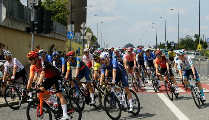 Polak jednym z liderów w Tour de Pologne. Walczyli ze skwarem i trasą. Kraksa w Katowicach