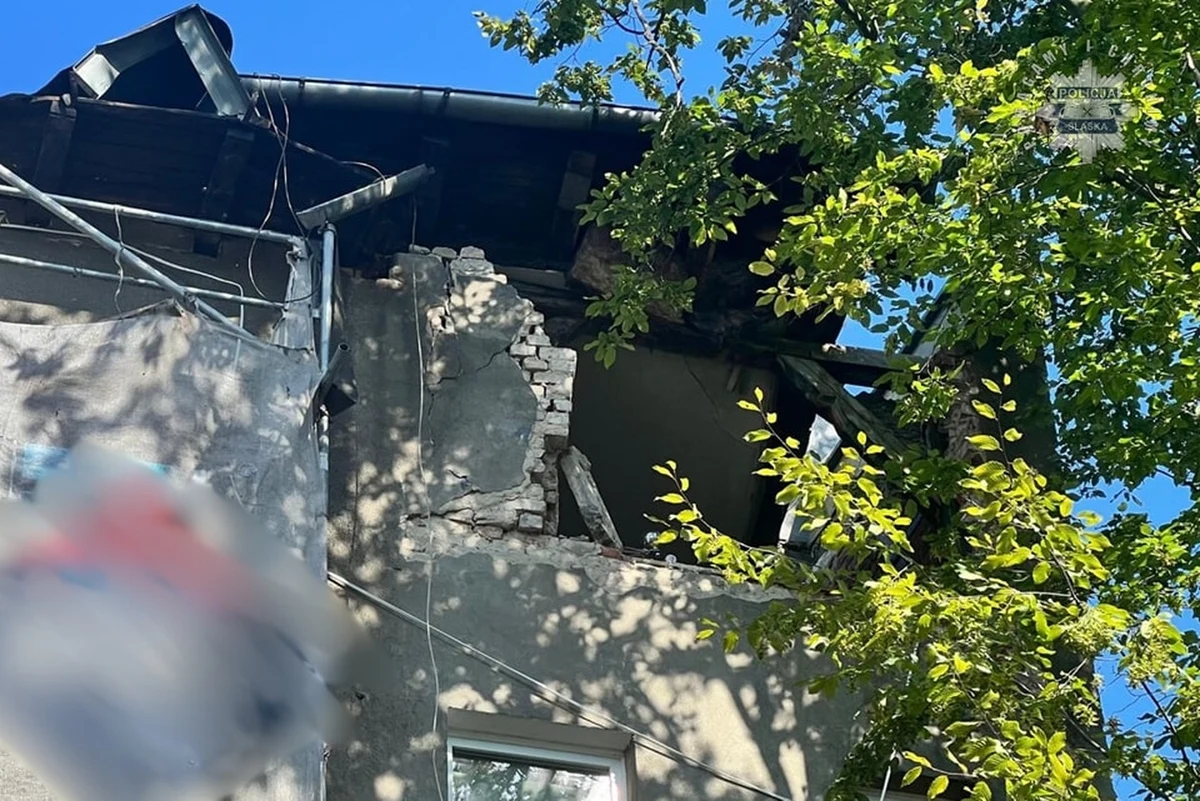 38-letni mężczyzna został poszkodowany w wyniku wybuchu gazu w mieszkaniu przy ul. Królowej Bony w Gliwicach. Mieszkańców kamienicy ewakuowano. Informację o zdarzeniu dostaliśmy na Gorącą Linię RMF FM. 