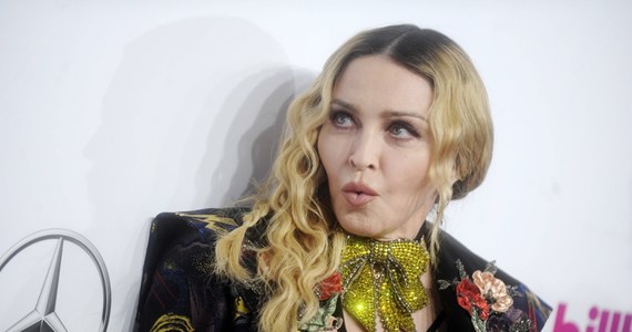 Amerykańska piosenkarka Madonna spędziła swoje 66. urodziny w Pompejach. Późnym wieczorem, już po zamknięciu terenu antycznego miasta, zniszczonego w wyniku wybuchu Wezuwiusza, gwiazda przyjechała do parku archeologicznego w towarzystwie około 30 osób.