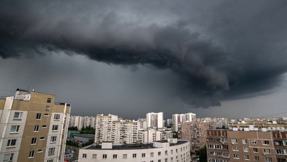 Nowe alerty IMGW. Burze nie odpuszczają