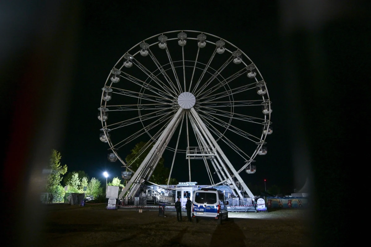 Dwie gondole diabelskiego młyna zapaliły się na festiwalu Highfield w pobliżu Lipska. Ponad 20 osób zostało rannych. Śledczy próbują ustalić, co dokładnie się wydarzyło. Na miejscu jest ekspert ds. pożarnictwa.