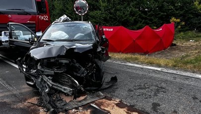 Tragedia na DK 25. Jedna osoba nie żyje, kilkoro rannych, w tym dziecko