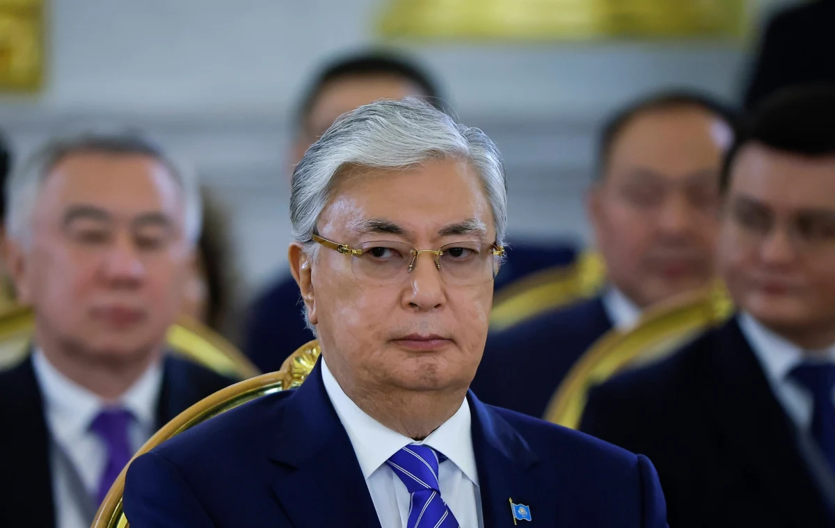 Prezydent Kazachstanu Kasym-Żomart Tokajew podzielił się pomysłem na przedefiniowanie roli Azji Centralnej. Zakłada on m.in. współpracę krajów regionu w zakresie polityki obronnej. Portal Radio Swoboda pisze, że koncepcja dzieli kraje byłego ZSRR. Nieprzychylna jej jest szczególnie Rosja.