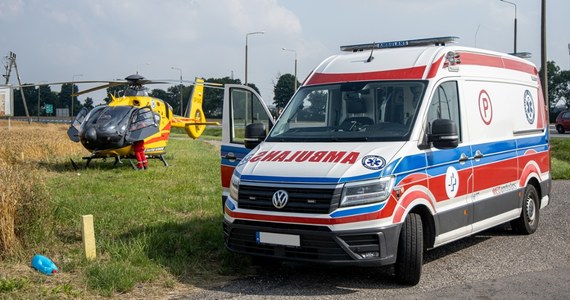 Do wypadku z udziałem spadochroniarzy doszło na lotnisku w wielkopolskim Lesznie. Jak dowiedział się reporter RMF FM, dwóch mężczyzn doznało obrażeń podczas wykonywania skoku.