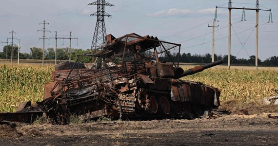 Siły Zbrojne Ukrainy są blisko zamknięcia w kotle rosyjskich oddziałów broniących się w rejonie głuszkowskim obwodu kurskiego w Rosji. Z szacunków eksperta niemieckiego dziennika "Bild" Juliana Roepckego wynika, że otoczonych może zostać nawet 3 tys. rosyjskich żołnierzy.