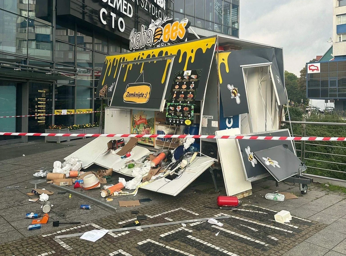 W środę rano w przyczepie gastronomicznej w Gdańsku doszło do wybuchu gazu. Nie ma osób poszkodowanych. Informacje o zdarzeniu otrzymaliśmy na Gorącą Linię RMF FM. 