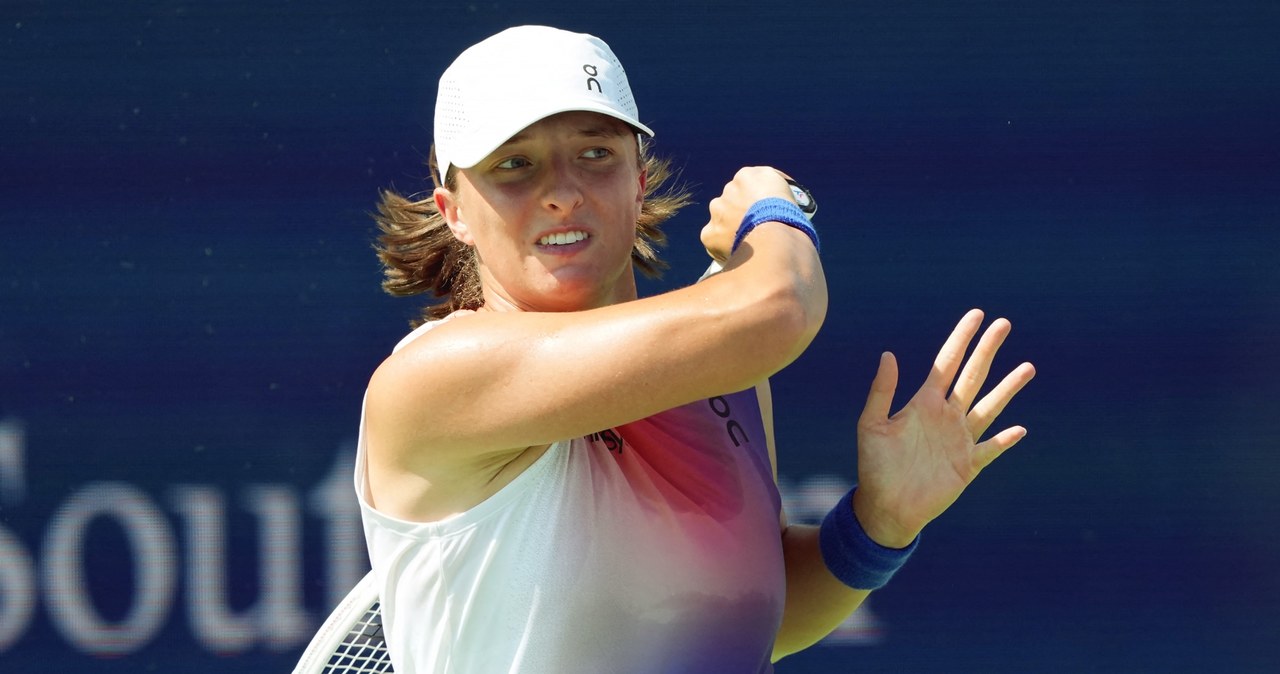 Iga Svetek o va înfrunta pe Naomi Osaka înainte de US Open. Antrenament important