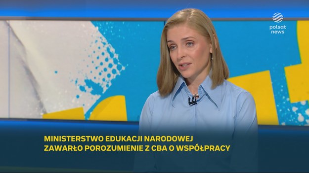 Marcin Fijołek pytał Joannę Muchę o porozumienie podpisane z CBA. - Mamy do rozliczenia program inwestycji w oświacie, na który wydano 100 mln zł, program willa plus, na który poszły grube miliony, ale jako ministerstwo nie mamy pewnych narzędzi - wyjaśniła wiceminister edukacji narodowej.