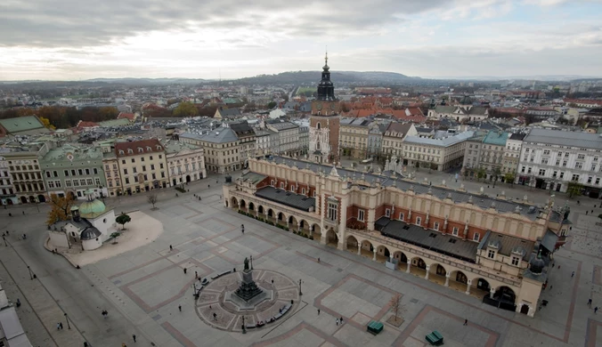 Nastolatek poprosił polityka o pomoc. "Często śpimy na dworze"