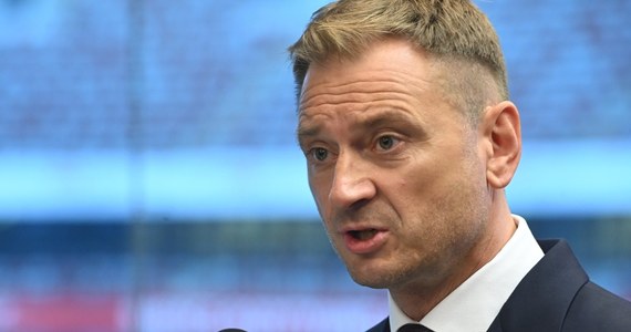 ​Minister sportu i turystyki Sławomir Nitras zwraca się do Najwyższej Izby Kontroli o pilne sprawdzenie działań Polskiego Komitetu Olimpijskiego. "To niedopuszczalne, że na igrzyska jadą działacze związków, a nie ma tam żadnego ich sportowca" - powiedział podczas konferencji na PGE Narodowym.
