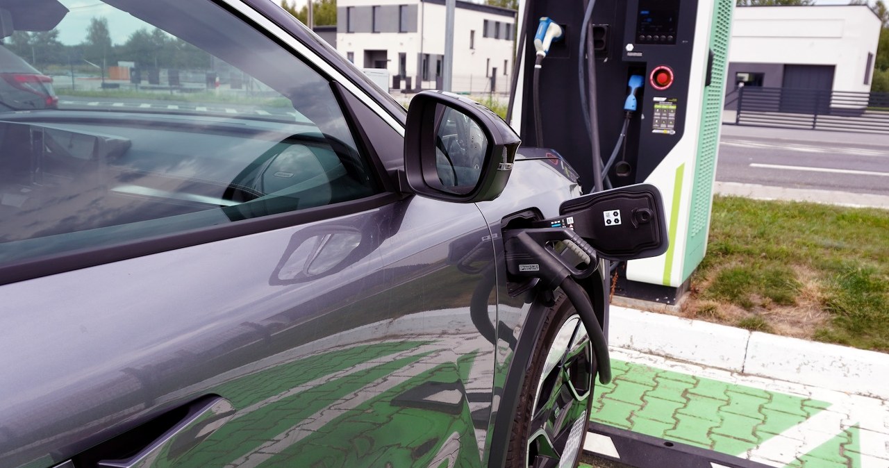 Szok, ile przejeżdżają kierowcy elektryków. Te liczby robią wrażenie