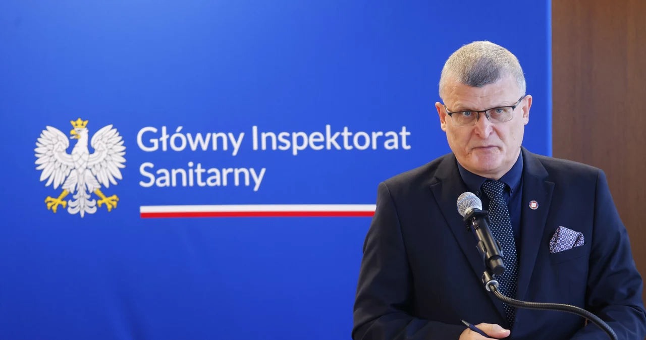 Główny inspektor sanitarny Paweł Grzesiowski