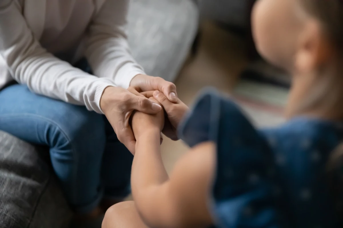 Przedszkolanka podejrzana o naruszenie nietykalności fizycznej swojej podopiecznej została zawieszona. Kuratorium Oświaty w Lublinie poinformowało, że decyzję podjęto po informacji o toczącym się postępowaniu prokuratorskim. 