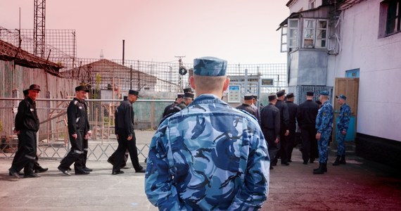 Uwolniono wszystkich zakładników uwięzionych przez osadzonych w kolonii karnej w obwodzie wołgogradzkim na południowym zachodzie Rosji - przekazał na Telegramie kanał Baza, zbliżony do struktur siłowych. Rosgwardia poinformowała, że czterech napastników "zneutralizowano". O poranku podano, że co najmniej jedna osoba tam zginęła, a kilka zostało rannych. Na miejscu były służby specjalne, które szturmowały więzienie. 