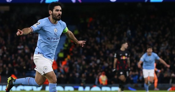 Były piłkarz reprezentacji Niemiec Ilkay Gundogan, który w poprzednim sezonie występował w Barcelonie, znów zagra w Manchesterze City. Z mistrzem Anglii podpisał umowę na rok z opcją przedłużenia na kolejny sezon.