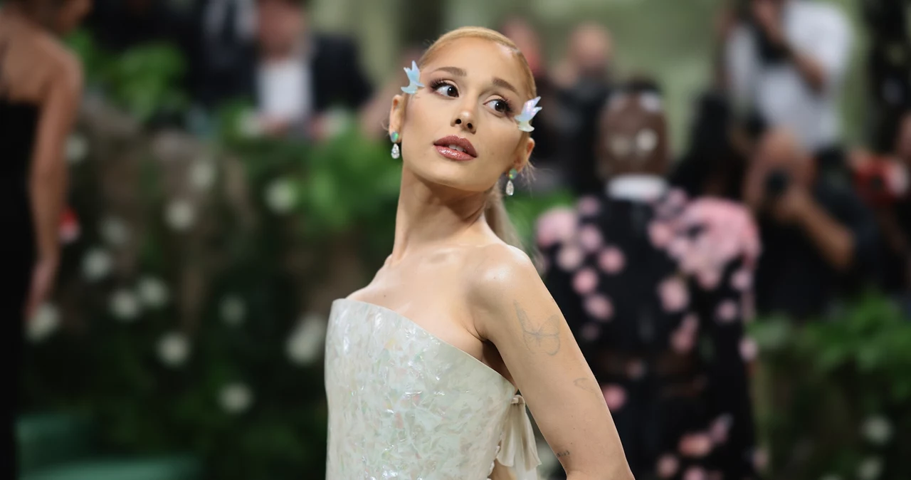  Ale heca Paparazzi na lotniach i Ariana Grande w szoku. Nietypowe zdarzenie na planie