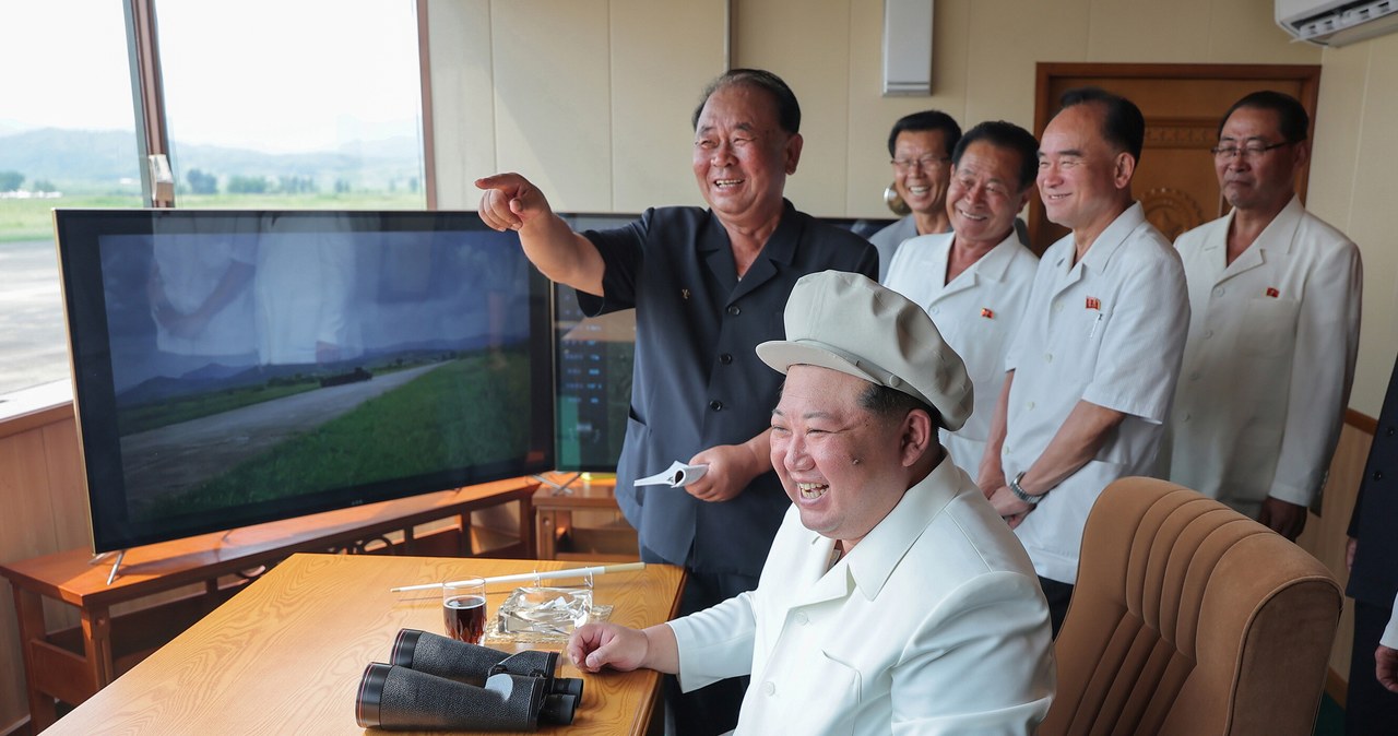  Kim Dzong Un zjawił się na poligonie. Oglądał nową broń