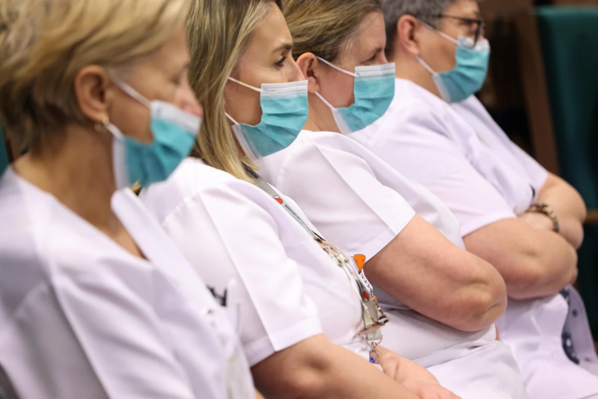 Polacy nie wierzą, że państwo jest gotowe na nowy kryzys. Jak wynika z sondażu United Surveys dla RMF FM i "Dziennika Gazety Prawnej", większość ankietowanych uważa, że Polska nie jest odpowiednio przygotowana na wybuch kolejnej epidemii.