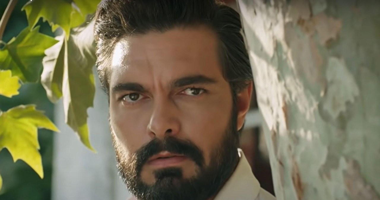 "Dziedzictwo": jaki jest prywatnie Halil Ibrahim Ceyhan? Serialowy Yaman ma wiele talentów