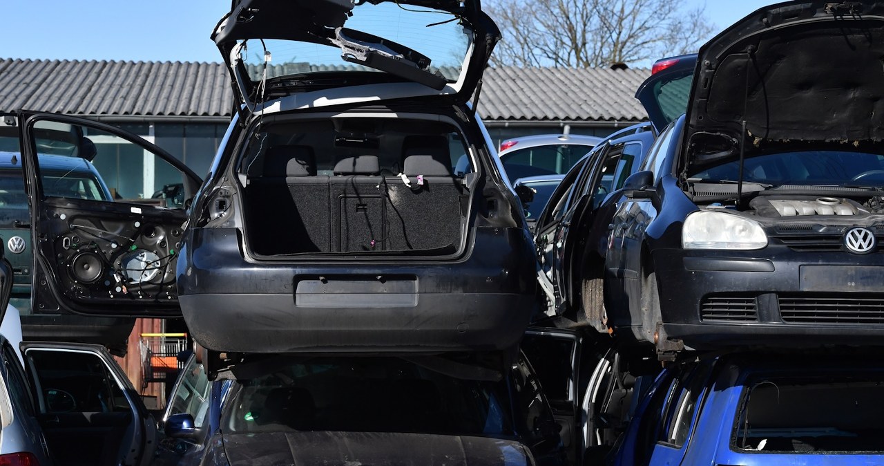 BMW, Audi i Volkswageny to graty na parkingach. Liczby nie kłamią