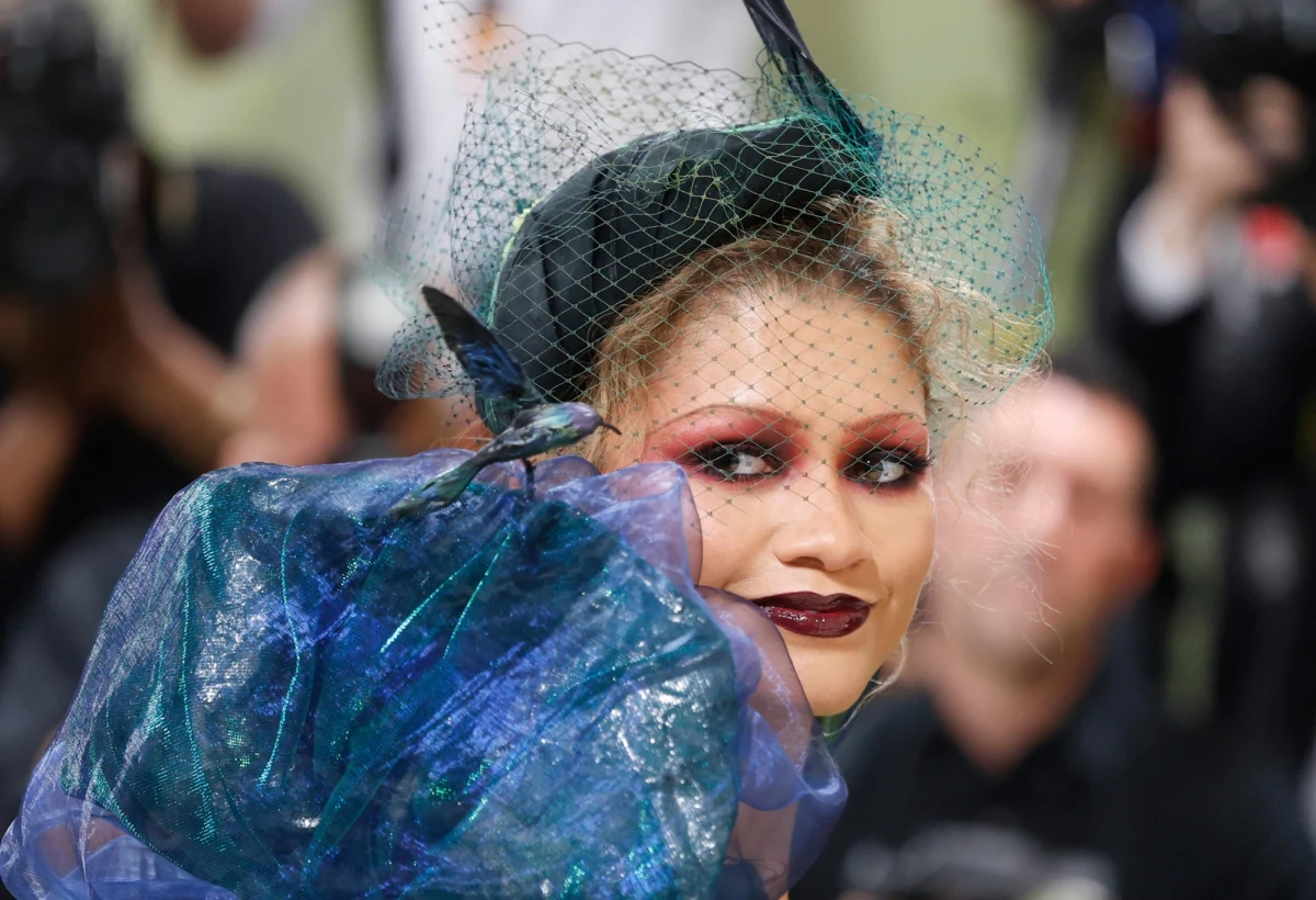 Zendaya i Robert Pattinson będą mieli romans. W nowym filmie zatytułowanym "Drama". Zdjęcia zaczną się w październiku.