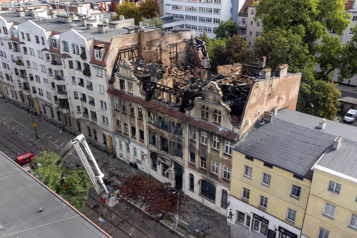 W Poznaniu ruszyła pomoc dla mieszkańców doszczętnie zniszczonej pożarem i wybuchem kamienicy przy Kraszewskiego na Jeżycach. Dary zbiera między innymi działające w stolicy Wielkopolskie Centrum Inicjatyw Społecznych. 