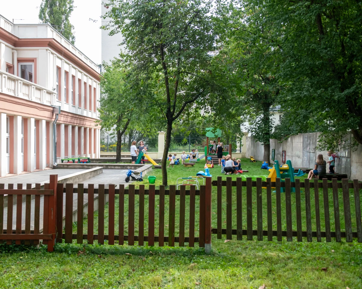 Kolejnych 300 miejsc w żłobkach powstanie w Łodzi. Dodatkowo miejskie placówki w ramach rządowego programu "Aktywnie w Żłobku" - mają być bezpłatne od 1 października.