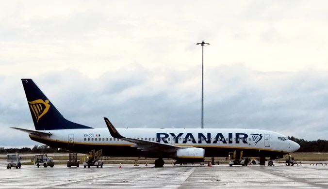 Ryanair ukarany przez sąd. Pasażerka odzyska pieniądze za bagaż podręczny 