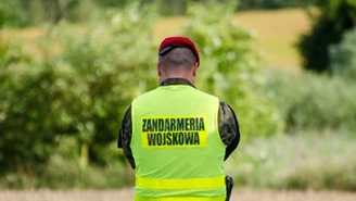 Wypadek z udziałem dwóch żołnierzy. "Padły niekontrolowane strzały"