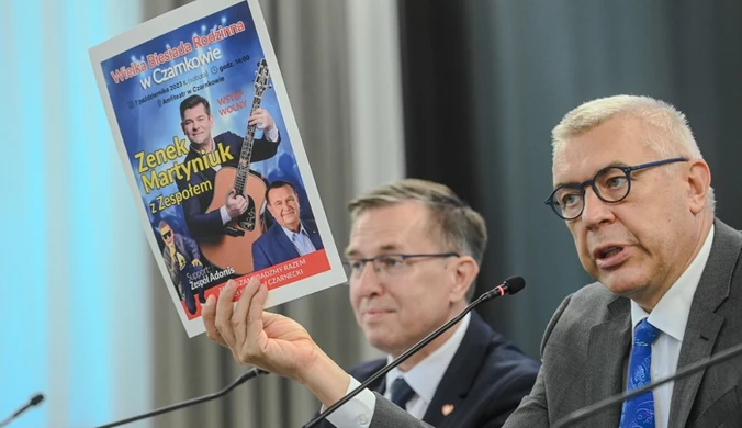 "PKW, mamy dowody". Giertych wskazał na PiS, pokazał plakat z Zenkiem