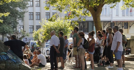 Zaświadczenie o niekaralności - to powód długich kolejek przed sądami w całej Polsce. Według nowych przepisów - obowiązek posiadania takiego dokumentu mają wszyscy, którzy pracują z dziećmi. 