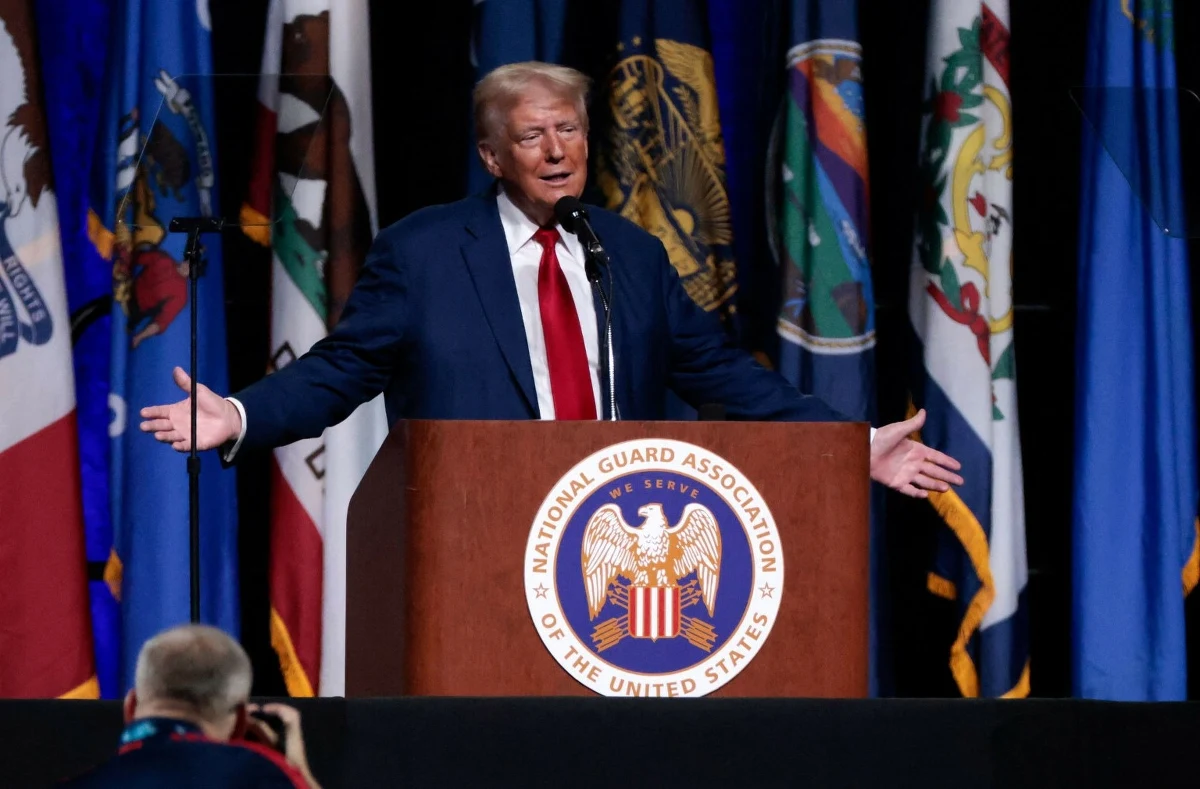 Ludzie z otoczenia Donalda Trumpa "gwałtownie popchnęli" pracownicę cmentarza wojskowego w Arlington, gdy zwróciła im uwagę na zakaz robienia oficjalnych zdjęć. Oświadczenie w tej sprawie wydało US Army.