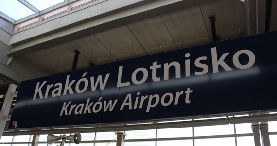 Funkcjonariusze straży granicznej na lotnisku Kraków Airport zatrzymali 46-letniego Amerykanina. Mężczyzna w swoim bagażu podręcznym miał 40 sztuk ostrej amunicji.