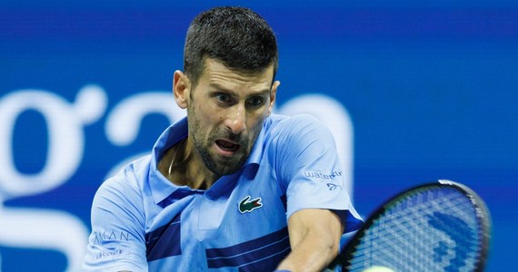 Broniący tytułu Novak Djokovic, który walczył o rekordowy, 25. wielkoszlemowy triumf w singlu, odpadł w trzeciej rundzie nowojorskiego US Open. Serbski tenisista przegrał z Australijczykiem Alexeiem Popyrinem 4:6, 4:6, 6:2, 4:6.